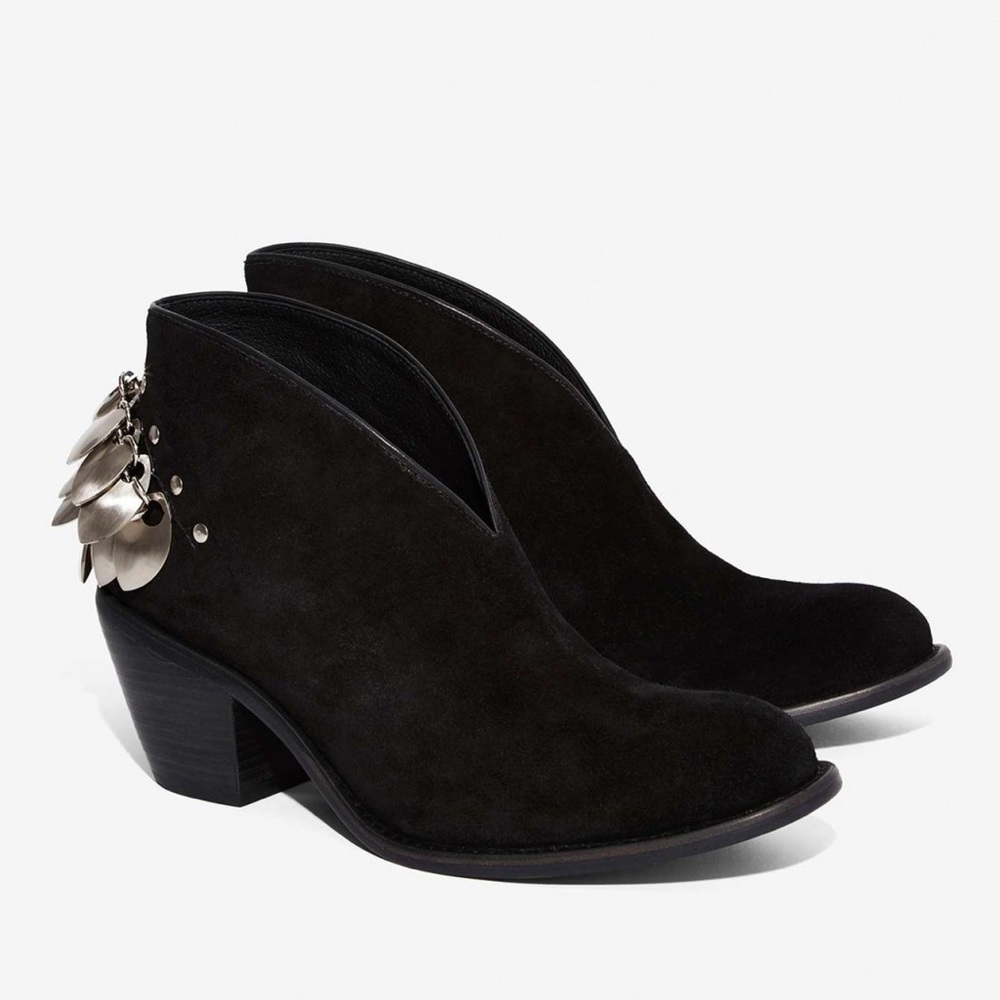 Understated Leather x Matisse Double Jay Black Booties in size 7.5